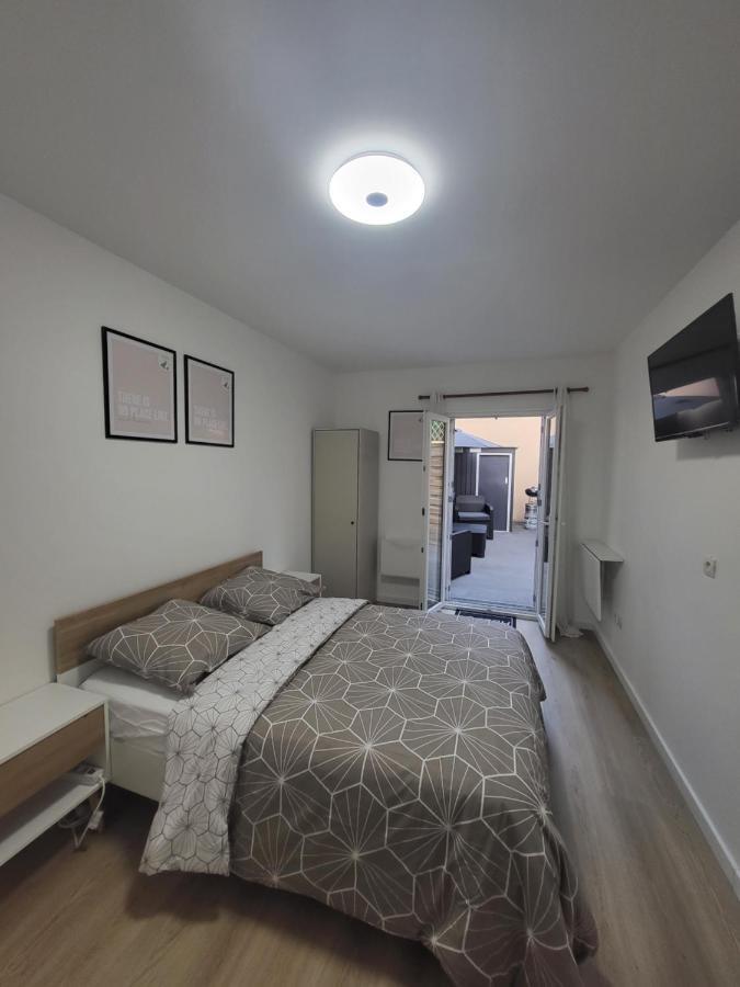 Studio Proche Gare Vernon Giverny Avec Parking Gratuit Exterior photo